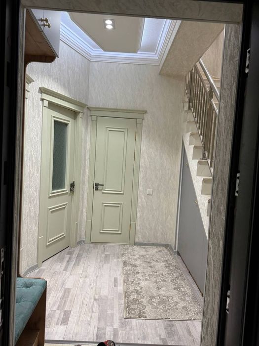 2 Qavatli katej yengi uy odam turmagan yengi sharoitlari bor tayor uy