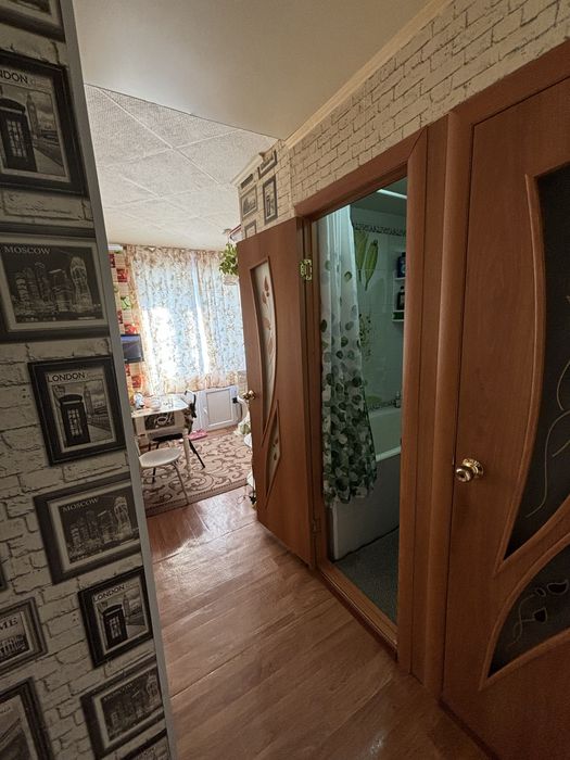 Продам 4-х комнатную квартиру