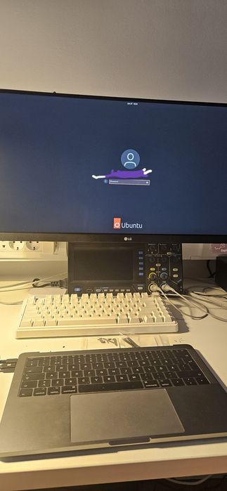 Macbook pro A1708 fara display