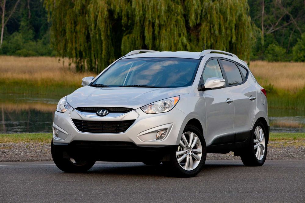 Бампер задний низ Hyundai TUCSON 2013-
