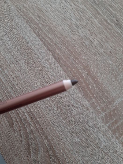 Молив за очи ZOEVA