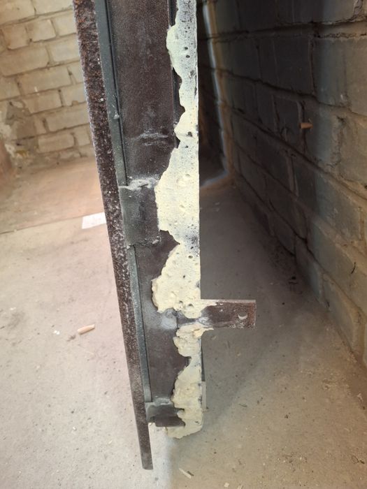 Продам Входную дверь