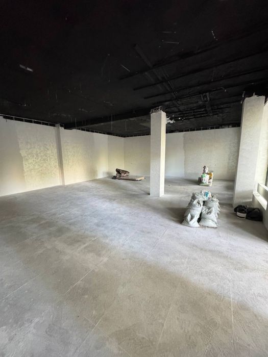 Аренда под Офис Ориентир Ганга 2400м2 4000$ торг