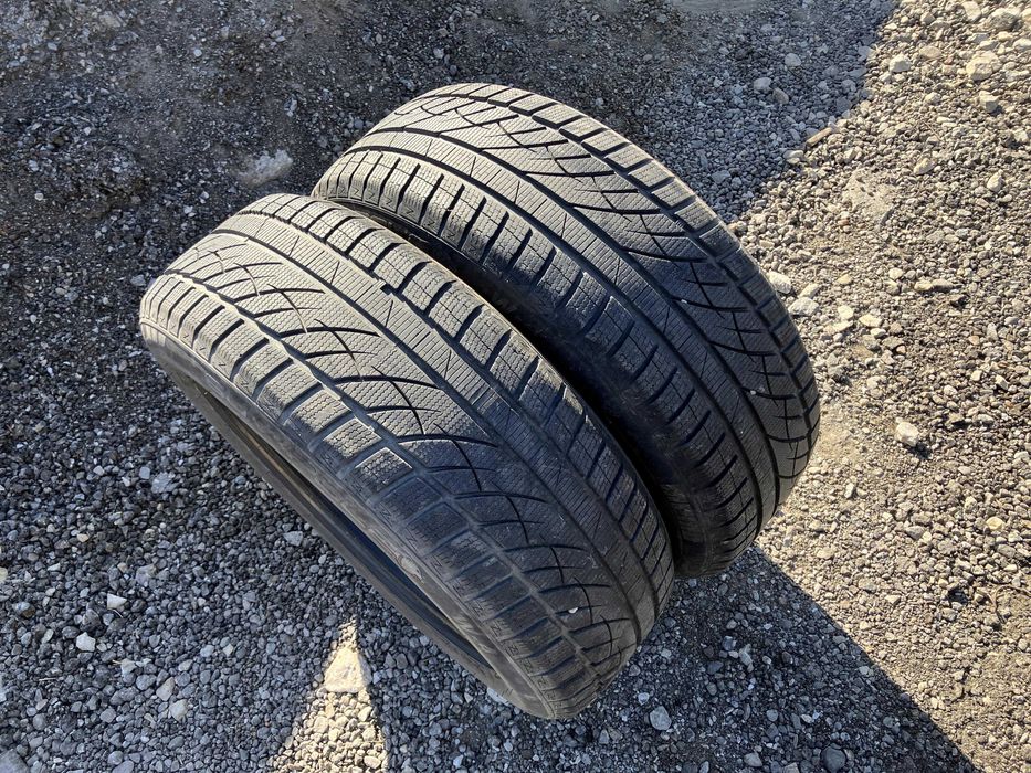 Зимни гуми 235 60 18 momo dot 17