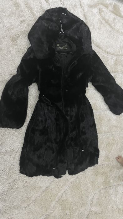 Продам норковую шубу 44 размер