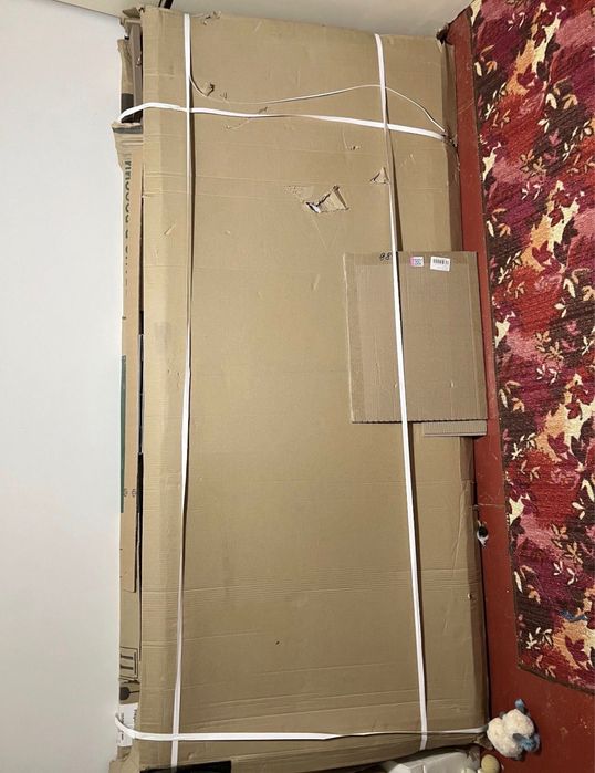 Продам входную дверь