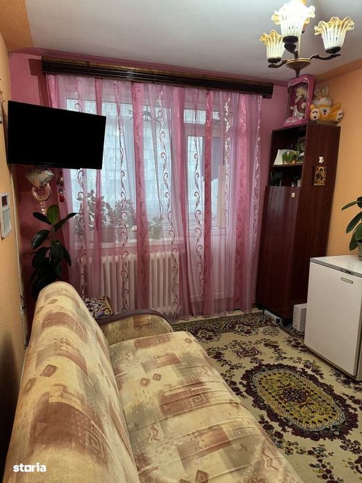 Apartament 2 camere, etaj 2 | Micro 2-zona excelenta | balcon si garaj