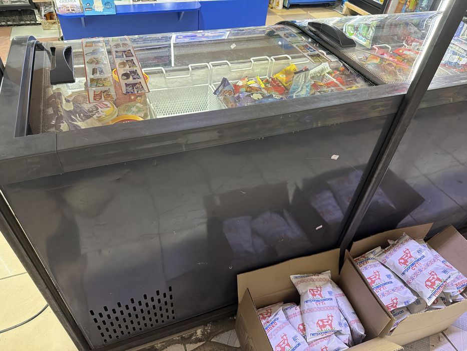 Продается морозильный холодильник