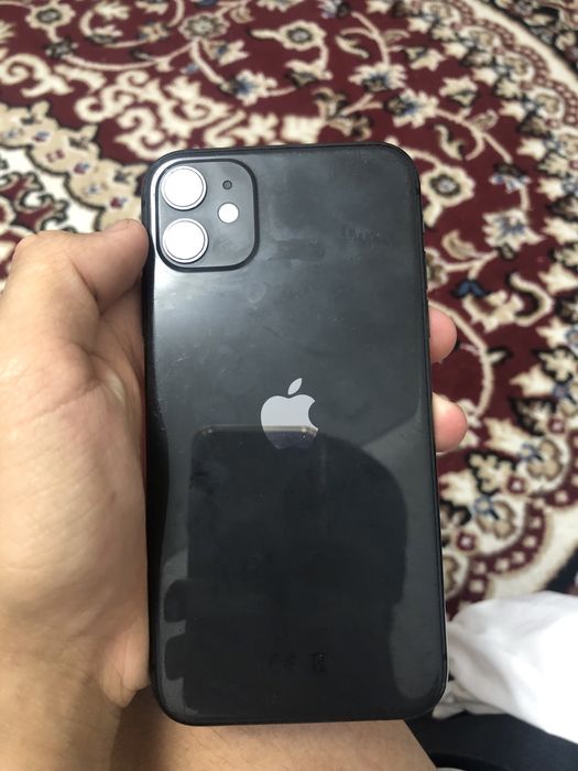 Продам айфон 11 65тыс