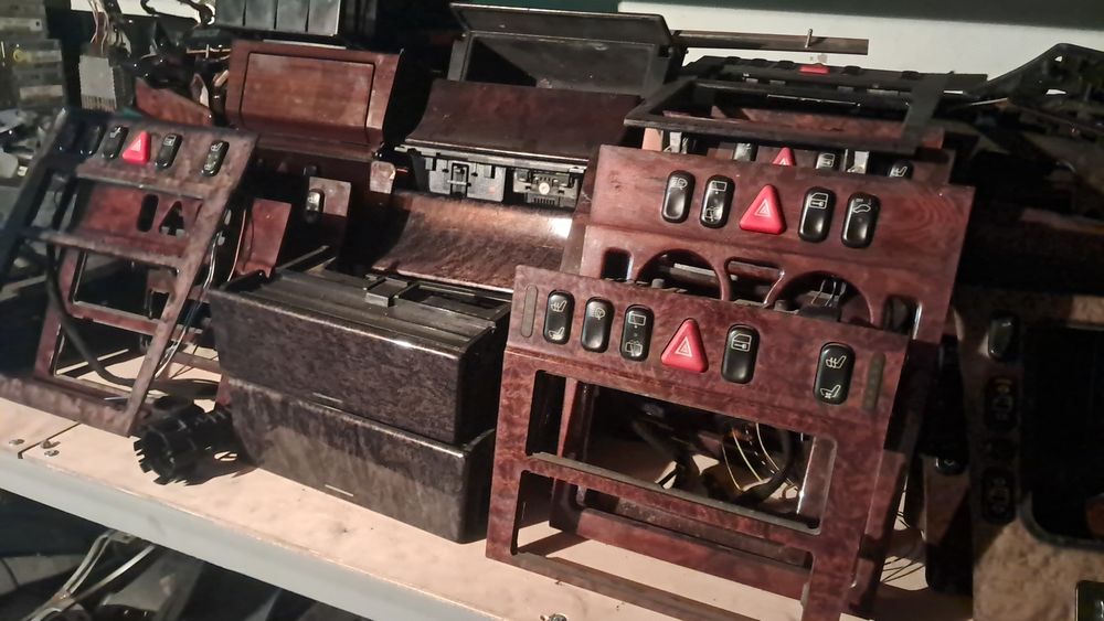 Мерседес.210Е.Зап салона.