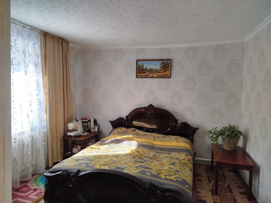 Дом с садом в Бишкуле