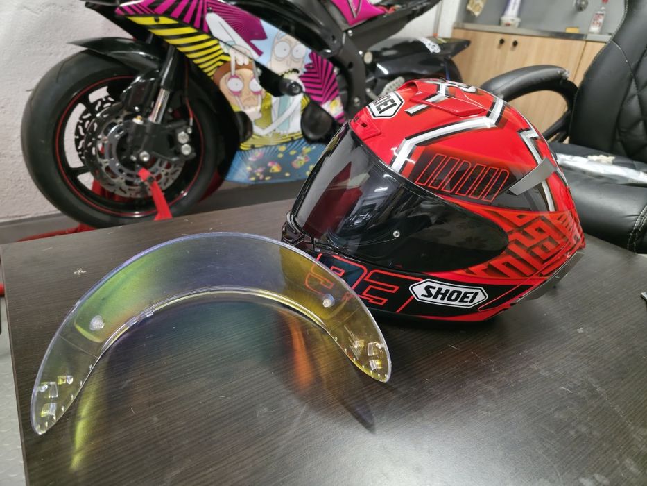 Продавам Shoei X-spirit 3 S/XS
