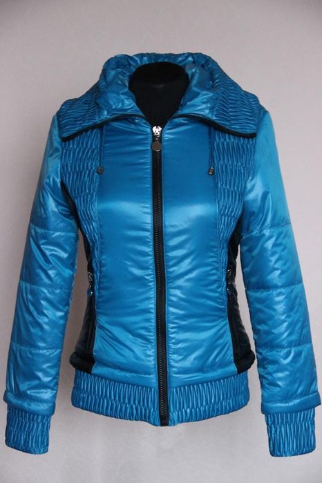 Куртки-Плащи весна- осень.