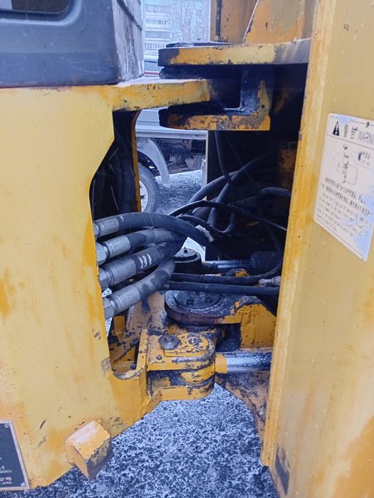 Продам погрузчик LW 300