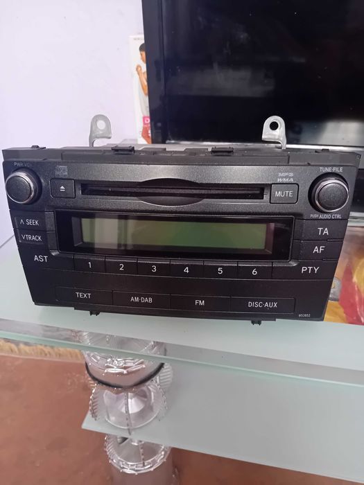 CD Toyota avensis t27