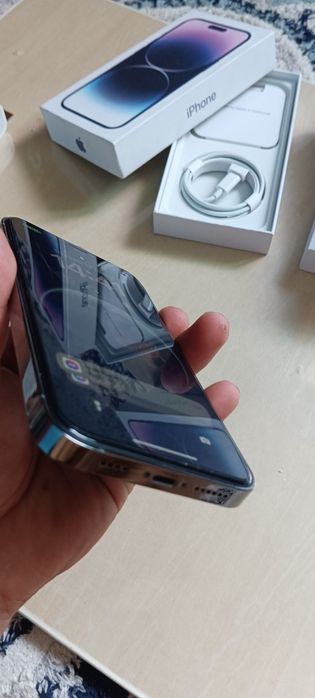 Iphone XR iphone 14pro корпусында