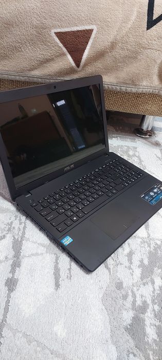 Ноутбук Asus X552C