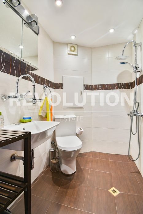 Дава се под наем Тристаен апартамент в София, Гоце Делчев - 90 кв.м за 650 € - Снимка #12