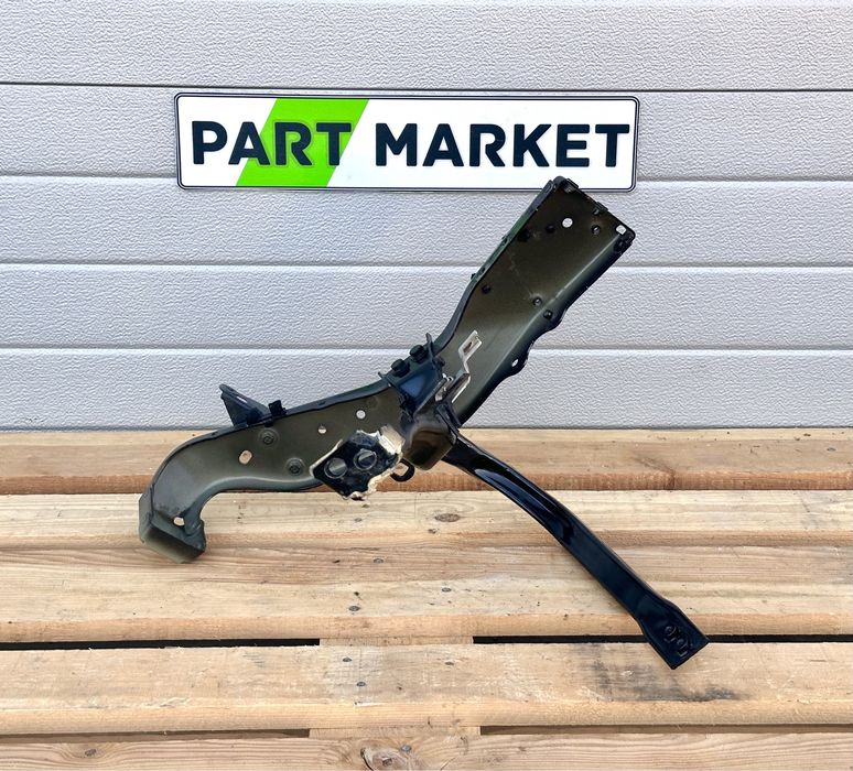 Метални стойки AUDI A8 D5 4N0821136B 4N0821260D 4N0821132G