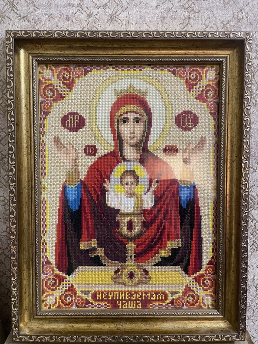 Картины ручной работы, вышитые крестиком