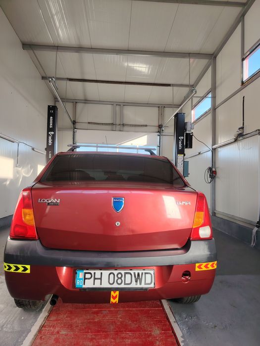 Vând Logan 1.4 benzină