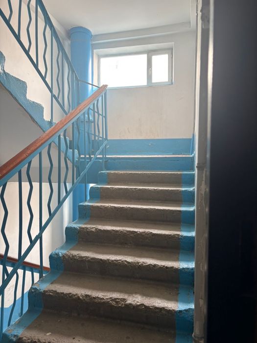 Продается 2-комнатная квартира