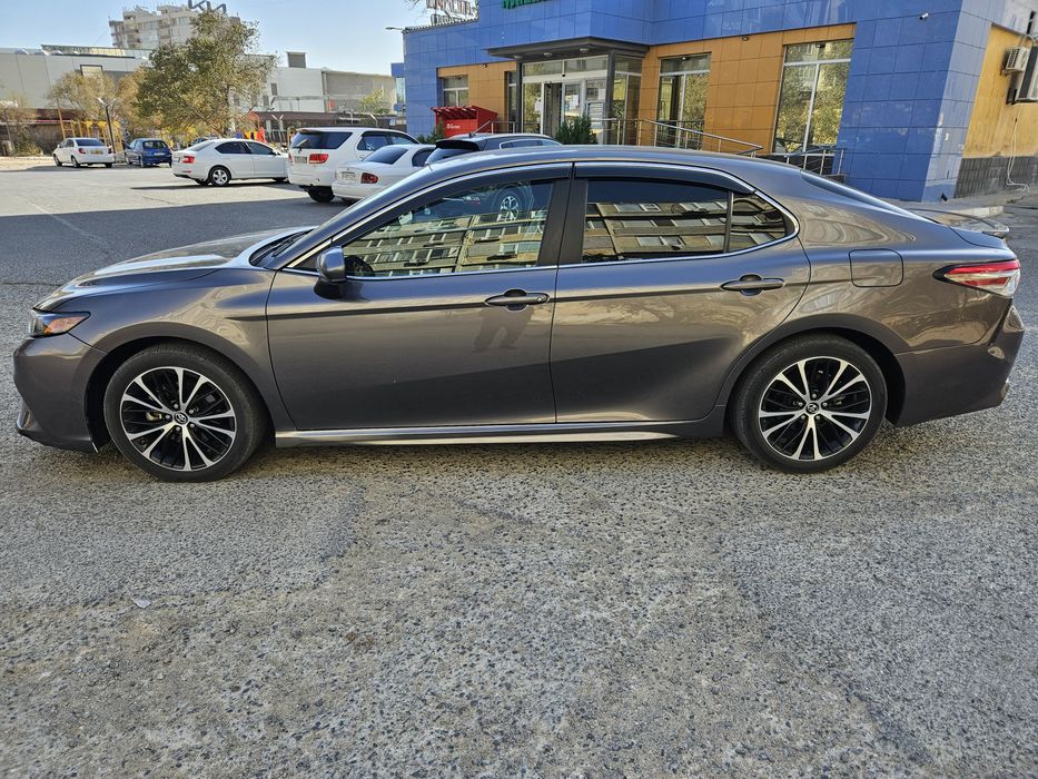 Продам тоета камри