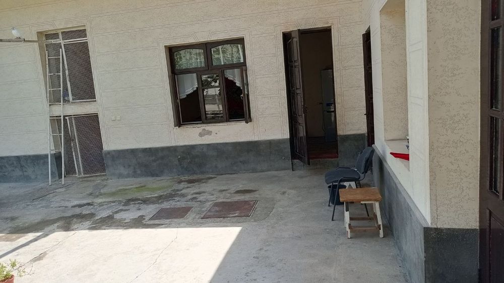 Uy sotiladi srochniy manzil zangi ota orom kafega yetmasdan