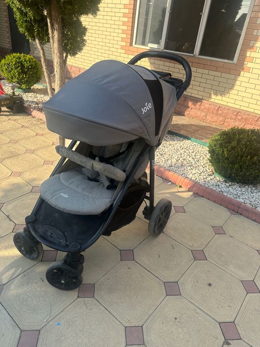 Коляска Joie в хорошем состоянии, продаётся.