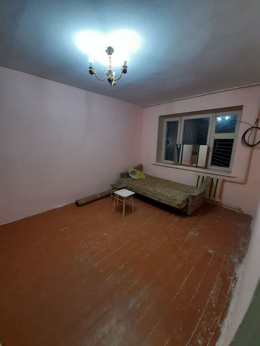 Продажа ТТЗ-1. 1 комнатная
ДОМ 31 КИРПИЧ. 25КВ.М 
1Й ЭТАЖ БЕЗ БАЛКОНА.