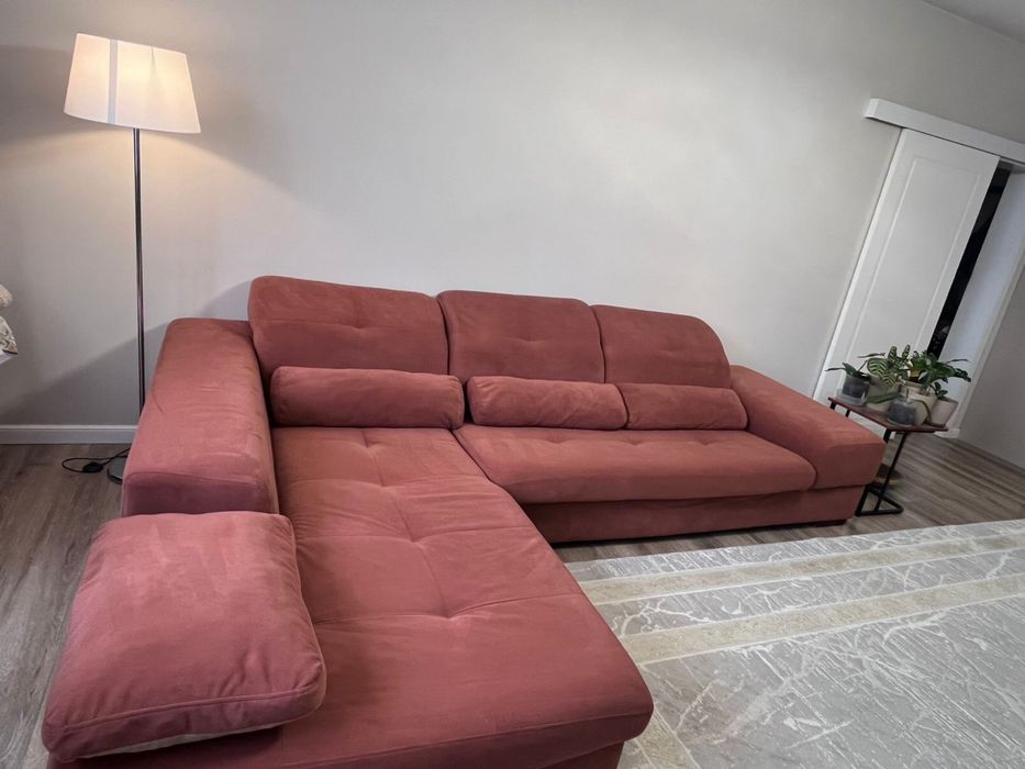 Диван в хорошем состоянии