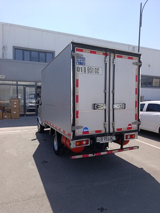 Dong Feng D 50 sotiladi