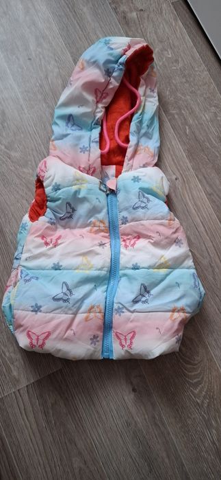 Жилетка на девочку