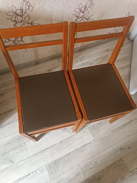 Стул с стулями 10000