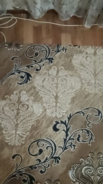 Продам   палас .