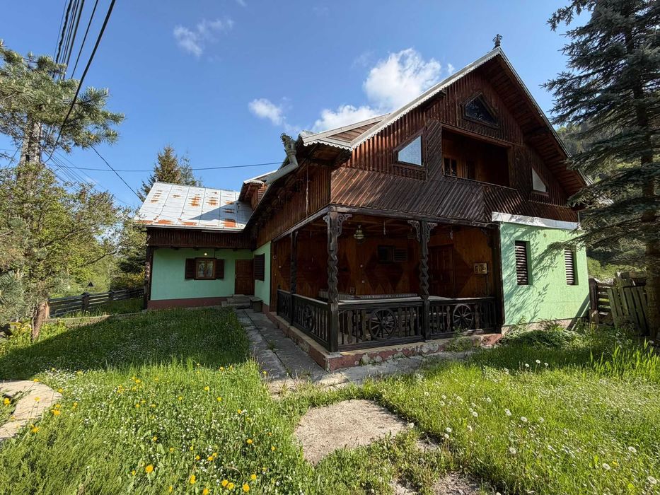 Cabană / Pensiune de vânzare – Pojorâta, Transrarău, 743 mp, priveliște spre munte