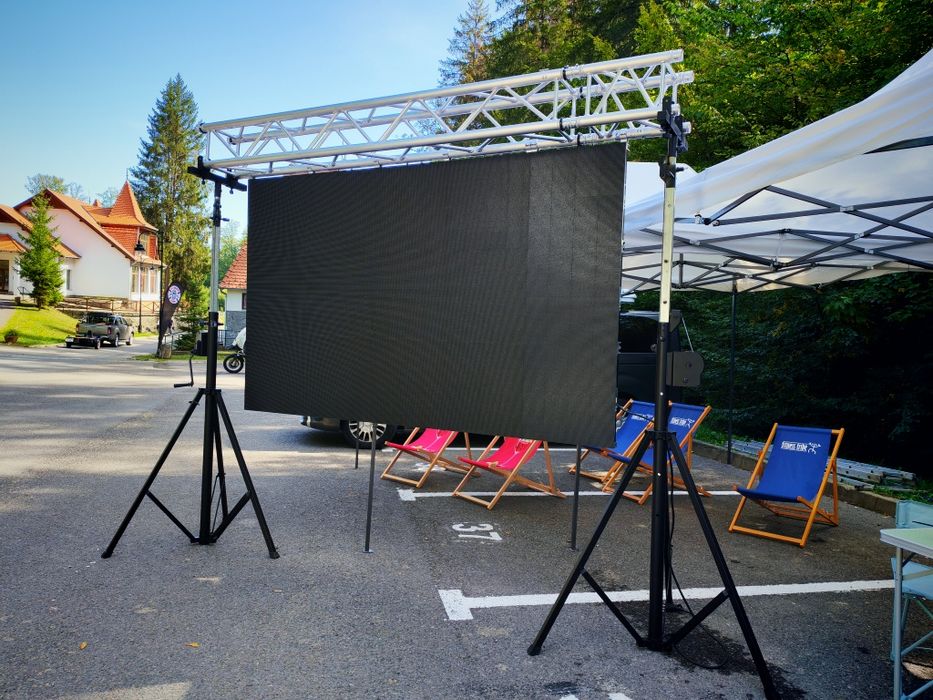 Vand Ecran Led LightKing - 2.5MX1.5M