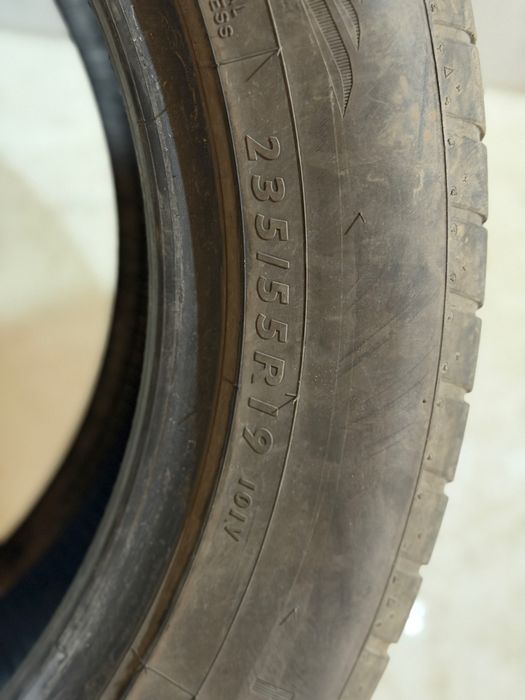 Anvelope Vara Dunlop 235/55 R19