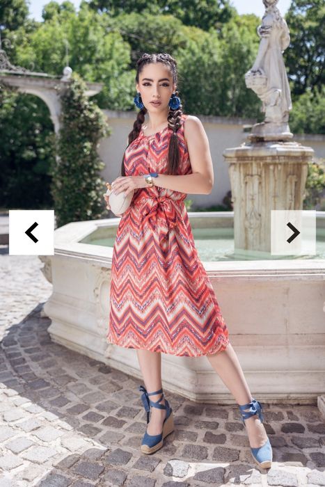 Два вида рокля LUCY