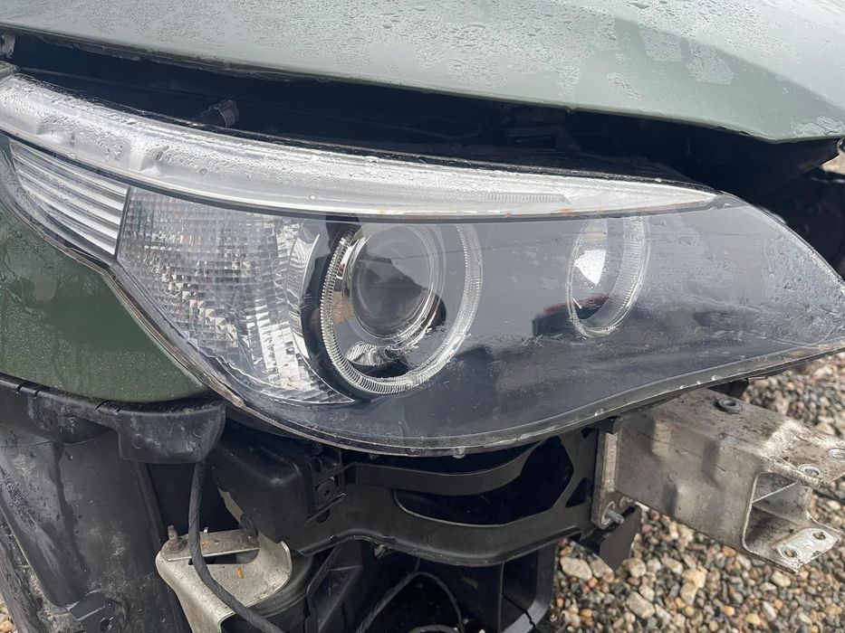 Dezmembrez bmw E61 530 diesel /far dreapta /Panoramic /jante 17/usi/