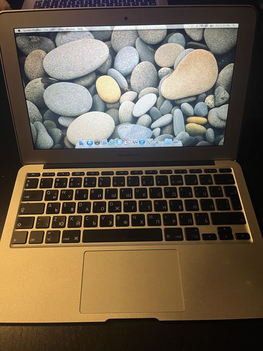 MacBook Air 13 inch -2017 / MacBook 3.1