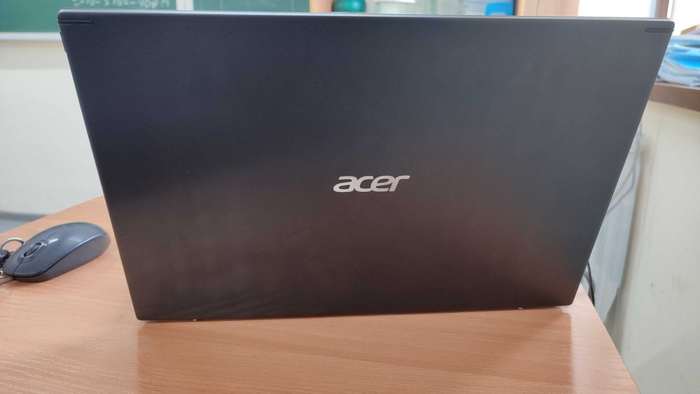 Acer Aspire 5 cori5