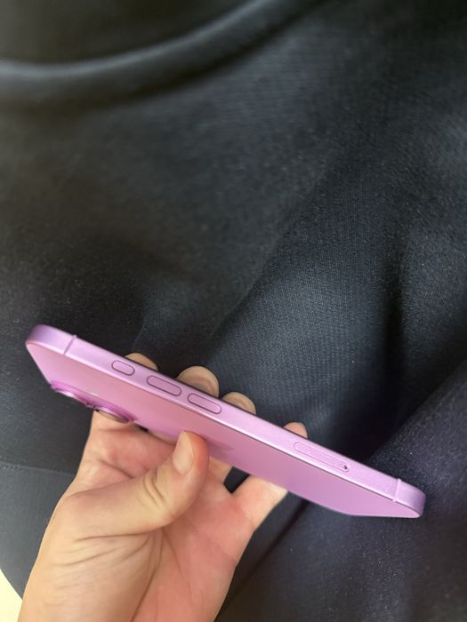 iphone 16 на 256 100%