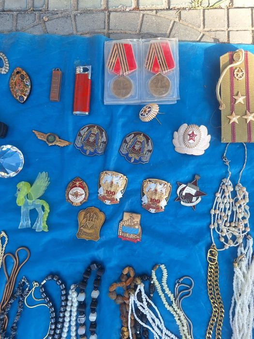 SSSR ordenlari sotiladi!