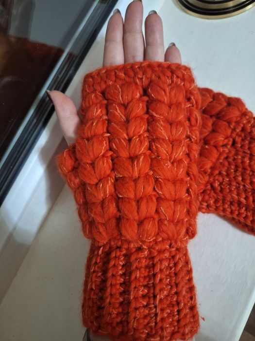 Тёплые новые митинки.