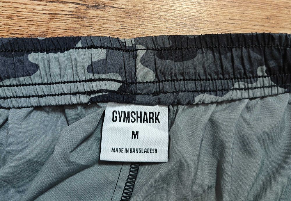 Gymshark Оригинални къси камуфлажни панталони  за фитнес / бягане размер М