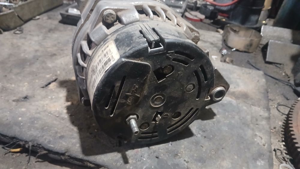 Продам стартери генератор на газель