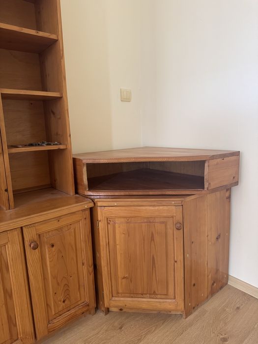 Модулна секция от масивно дърво – 150 €