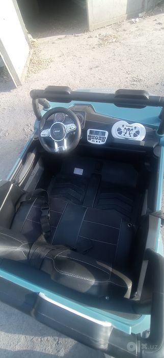 Bollar mashinasi Jeep sotiladi