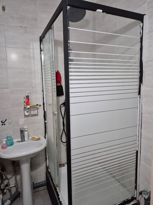 Стело в ванную в душевую